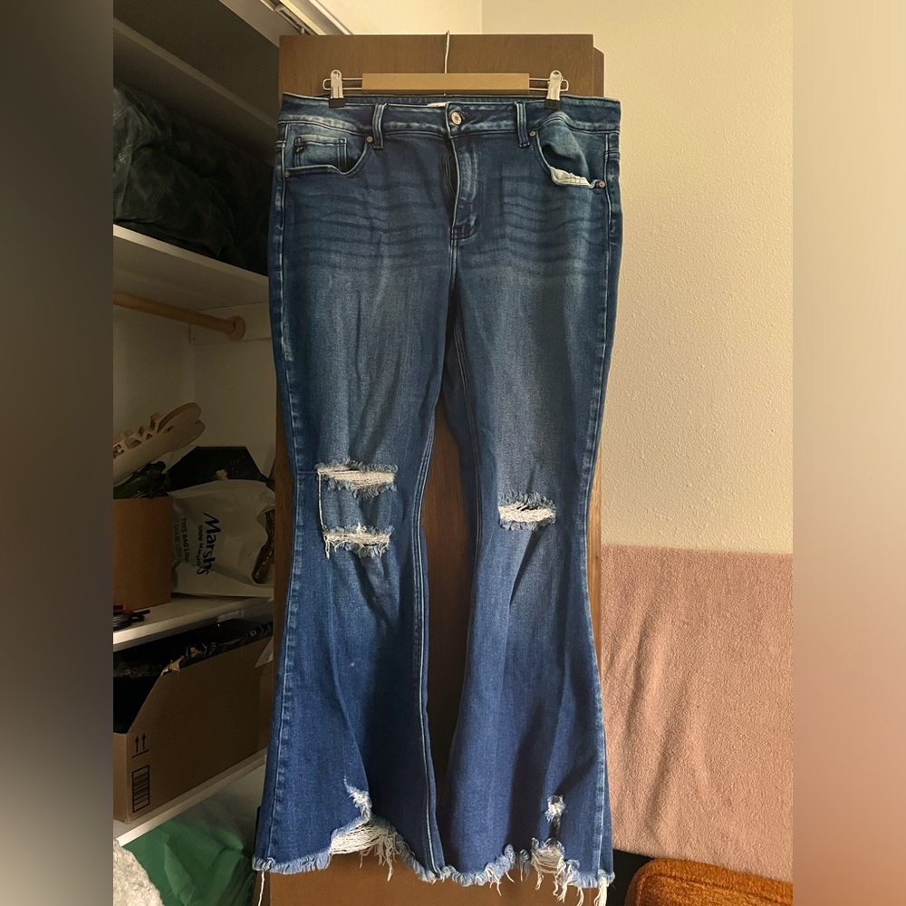 KanCan Flare Jeans SHORT
